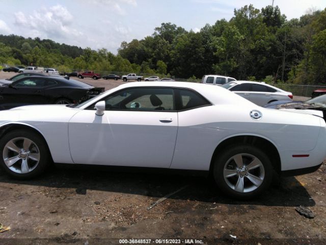 2C3CDZAG9NH260440 Dodge Challenger Sxt