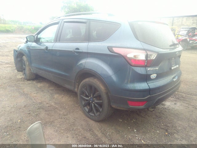 2018 FORD ESCAPE SE VIN: 1FMCU9GD4JUA39064