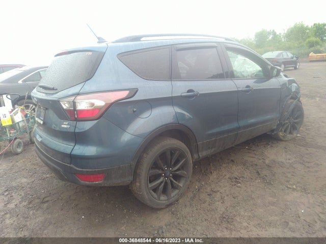 2018 FORD ESCAPE SE VIN: 1FMCU9GD4JUA39064