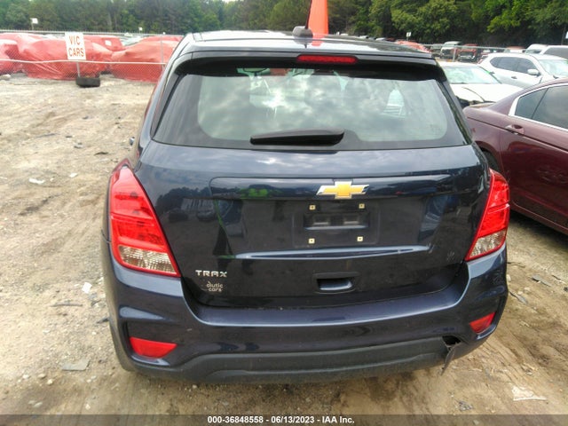 Chevrolet TRAX LS 2018 3GNCJKSB1JL406529 Image 8