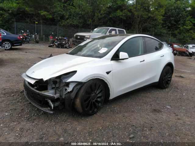 7SAYGDEF3NF533734 Tesla Model Y Performance
