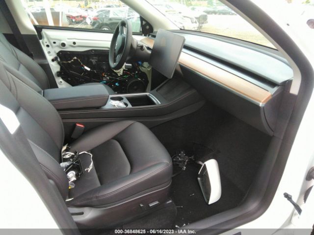 7SAYGDEF3NF533734 Tesla Model Y Performance