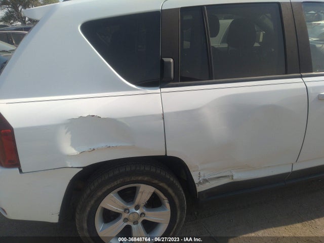 1C4NJDBB3GD631594 Jeep Compass Sport