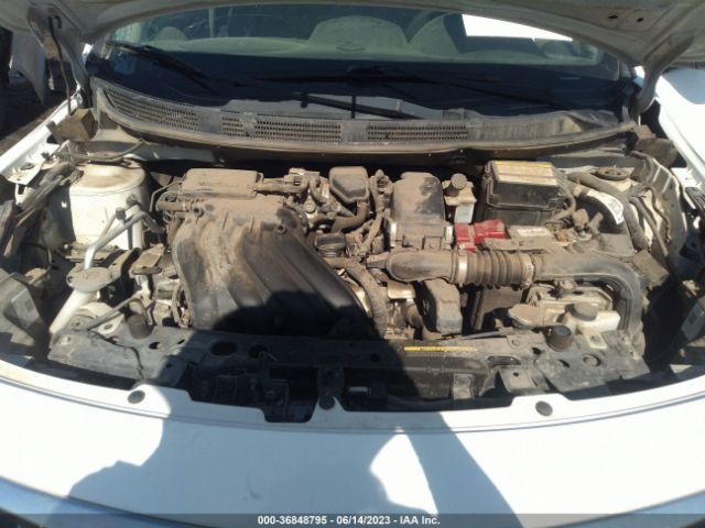 3N1CN7AP8FL939561 Nissan Versa S Plus