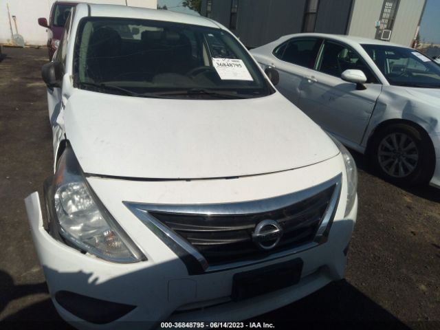 3N1CN7AP8FL939561 Nissan Versa S Plus