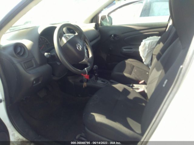 3N1CN7AP8FL939561 Nissan Versa S Plus