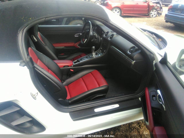 2018 PORSCHE 718 BOXSTER WP0CA2A89JS211035 Photo 4