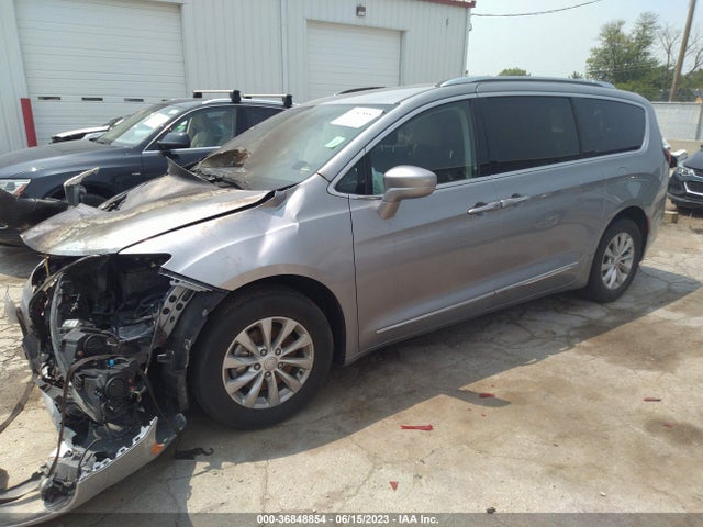 Chrysler Pacifica Touring L 2019 2C4RC1BG6KR652242 Image 2