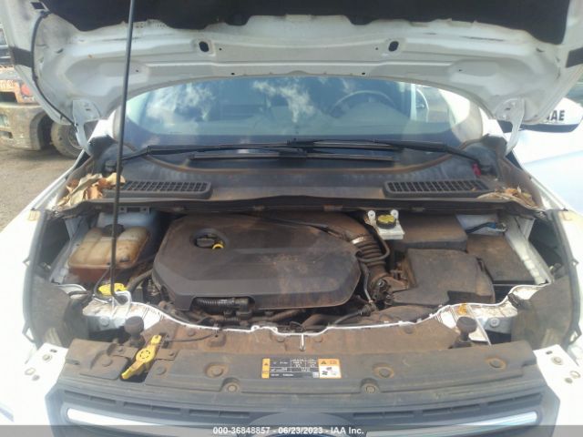 1FMCU0GX7FUA09358 Ford ESCAPE SE