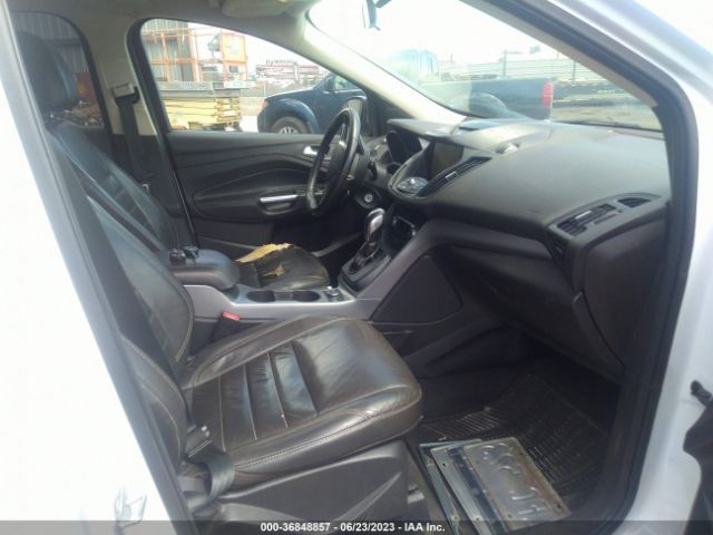 1FMCU0GX7FUA09358 Ford ESCAPE SE