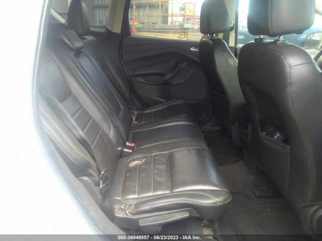 1FMCU0GX7FUA09358 Ford ESCAPE SE