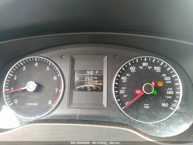 3VWL17AJ8EM324518 Volkswagen Jetta Sedan Sel