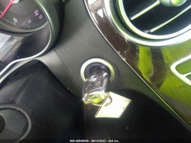 55SWF4JB6HU185974 Mercedes-Benz C-class C 300