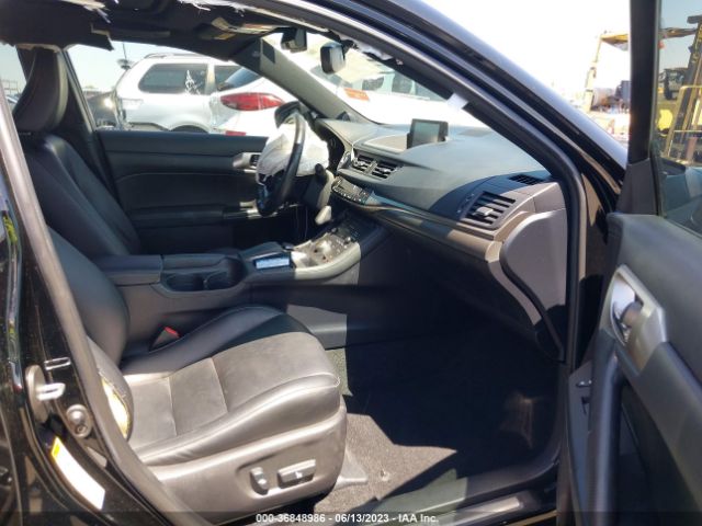 Lexus Ct Ct 200h 2017 JTHKD5BHXH2287133 Image 11
