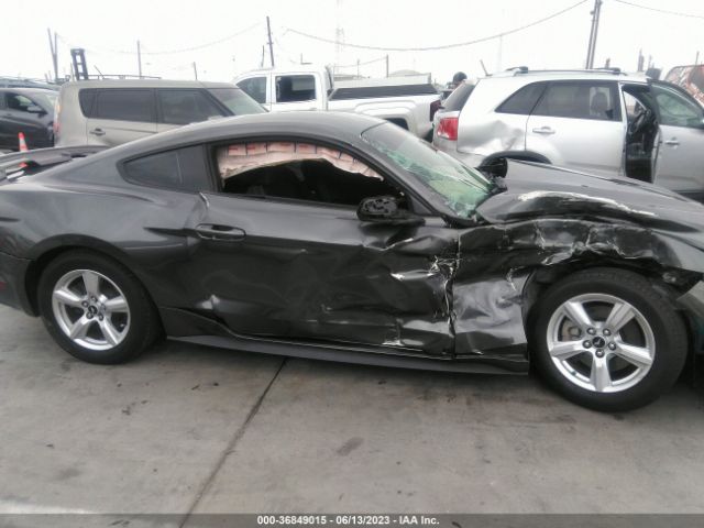1FA6P8AM8G5295390 Ford Mustang V6