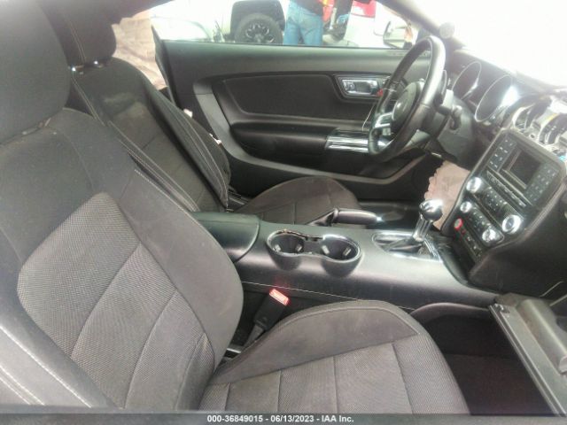 1FA6P8AM8G5295390 Ford Mustang V6