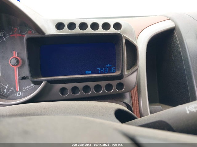Chevrolet SONIC LT 2015 1G1JC5SH5F4158095 Image 7