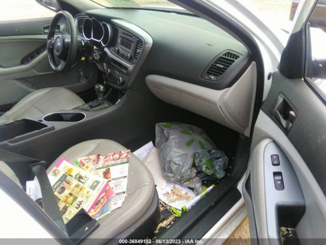 5XXGM4A74EG300572 KIA Optima Lx