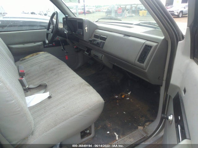 1993 CHEVROLET GMT-400 C1500 VIN: 1GCEC14Z9PE164422