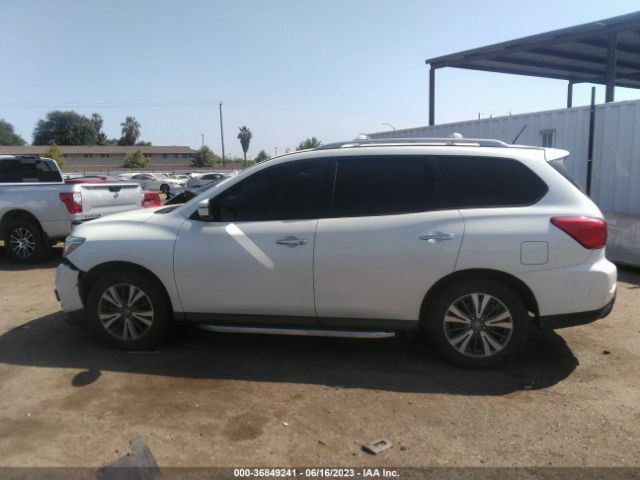5N1DR2MN0JC611361 Nissan Pathfinder Sv