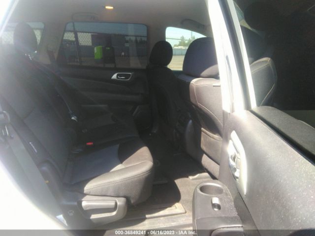 5N1DR2MN0JC611361 Nissan Pathfinder Sv