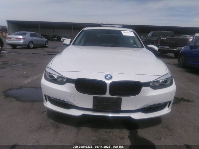 WBA3A5C54FF611019 BMW 3 Series 328i