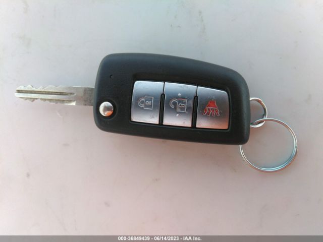 KNMAT2MV0HP541338 Nissan ROGUE S