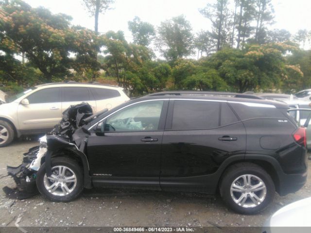 3GKALTEV8NL150423 GMC Terrain Sle