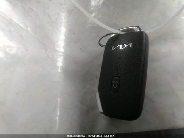 5XYP2DHC6NG249483 KIA Telluride Lx