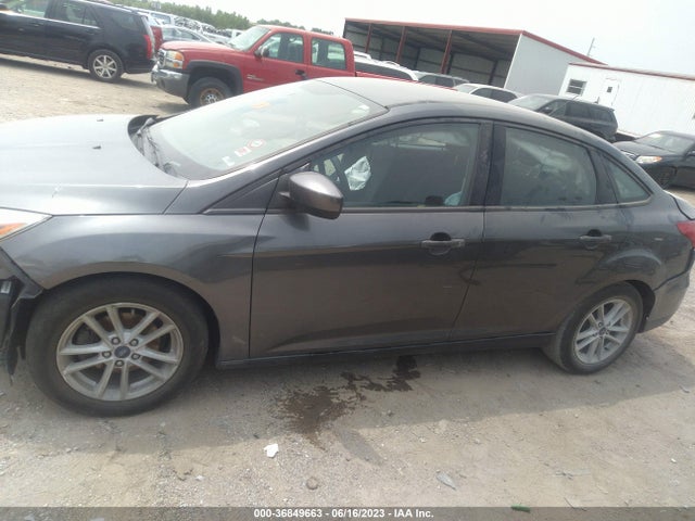 Ford FOCUS SE 2018 1FADP3F21JL269623 Image 6