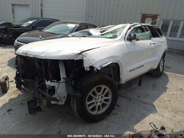 1C4RJFAG1JC235106 Jeep Grand Cherokee Laredo E