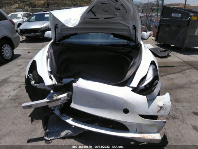 5YJ3E1EA8PF397992 Tesla MODEL 3
