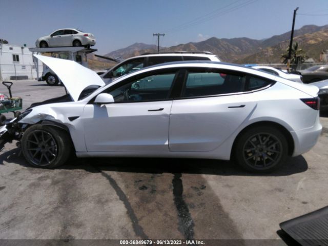 5YJ3E1EA8PF397992 Tesla MODEL 3