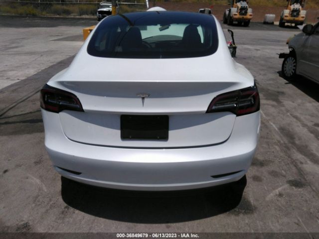 5YJ3E1EA8PF397992 Tesla MODEL 3
