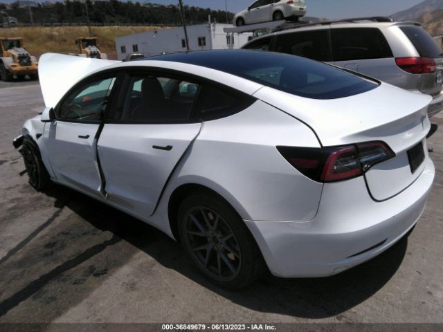 5YJ3E1EA8PF397992 Tesla MODEL 3