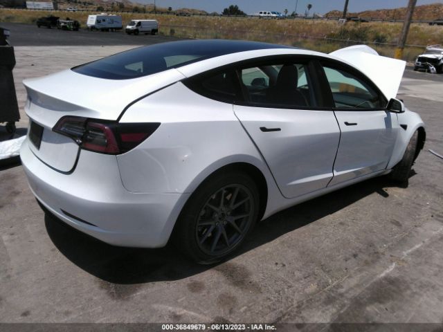 5YJ3E1EA8PF397992 Tesla MODEL 3