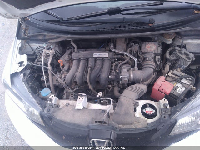 Honda FIT LX 2017 JHMGK5H5XHS002746 Image 16