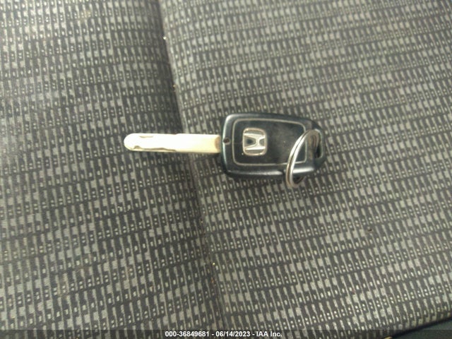 Honda FIT LX 2017 JHMGK5H5XHS002746 Image 3