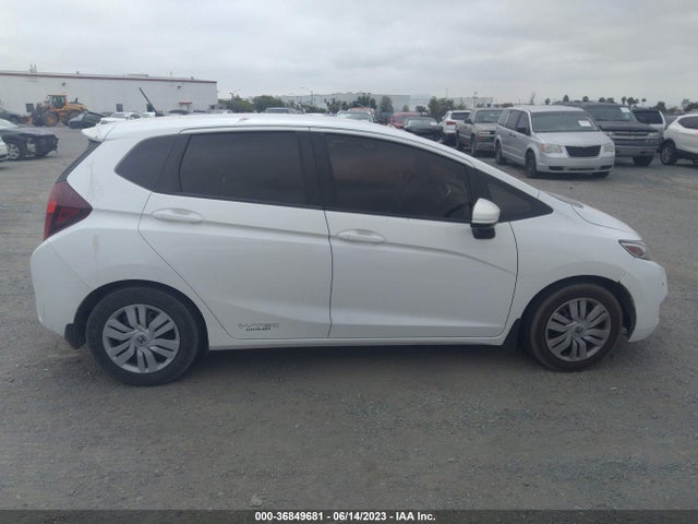 Honda FIT LX 2017 JHMGK5H5XHS002746 Image 5