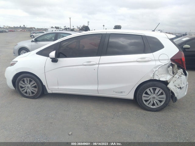 Honda FIT LX 2017 JHMGK5H5XHS002746 Image 6