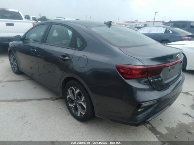 3KPF24AD1ME293708 KIA Forte Lxs