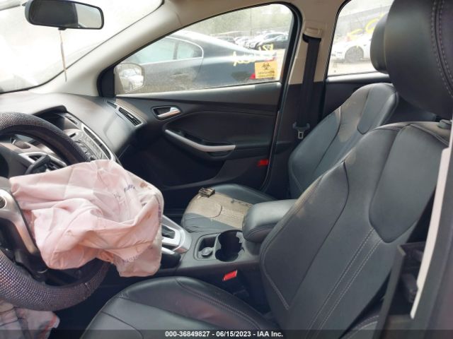 1FADP3F24EL161986 Ford FOCUS SE