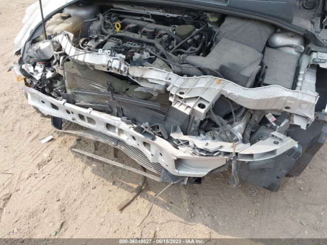 1FADP3F24EL161986 Ford FOCUS SE