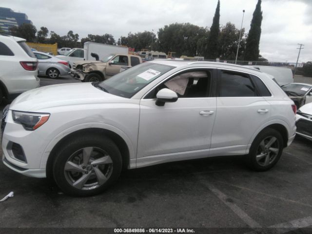 WA1AECF3XK1077247 Audi Q3 2.0t Premium