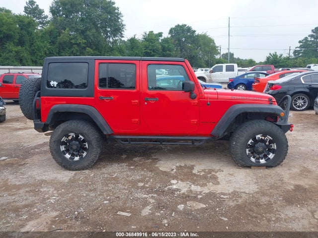 2018 Jeep Wrangler, VIN: 1C4BJWFG0JL913905