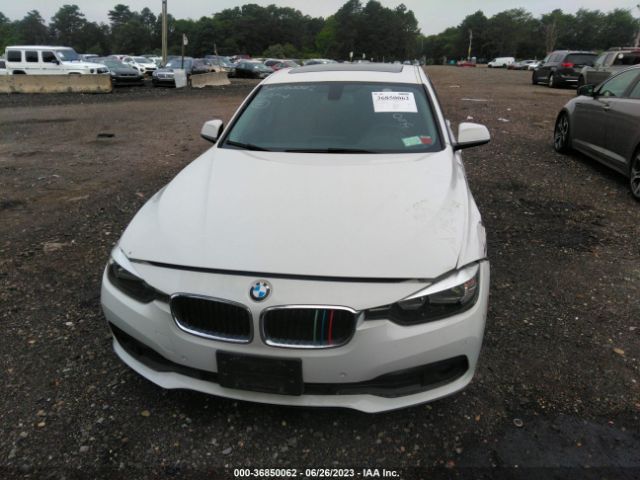 WBA8E5G54GNU20969 BMW 3 Series 320i Xdrive