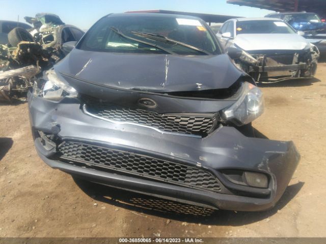 KNAFZ4A88G5574092 KIA FORTE EX