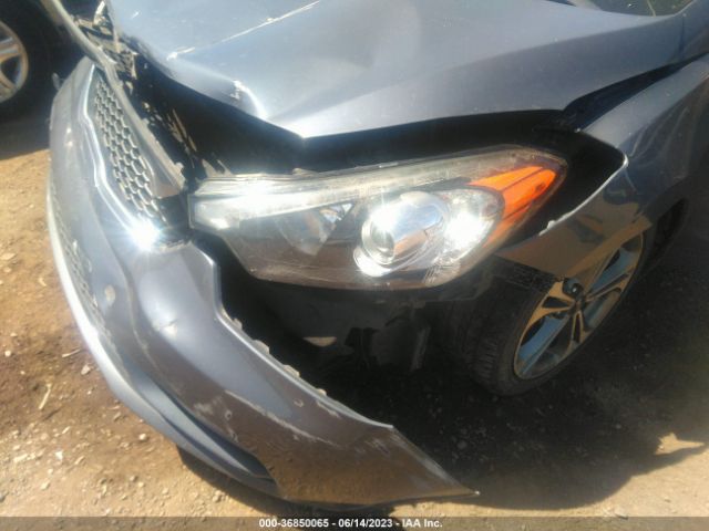 KNAFZ4A88G5574092 KIA FORTE EX