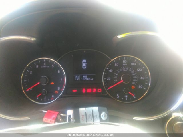 KNAFZ4A88G5574092 KIA FORTE EX