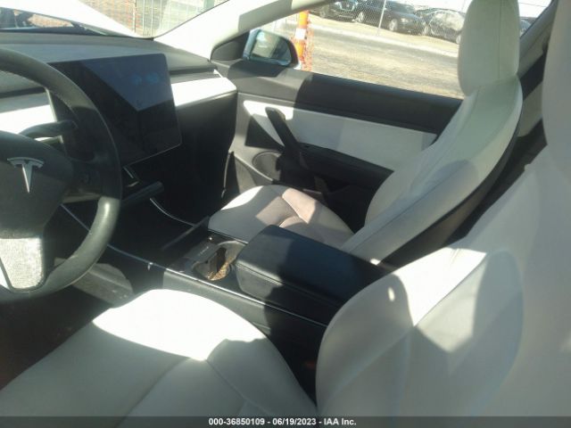 5YJ3E1EA5LF805164 Tesla Model 3 Standard Range